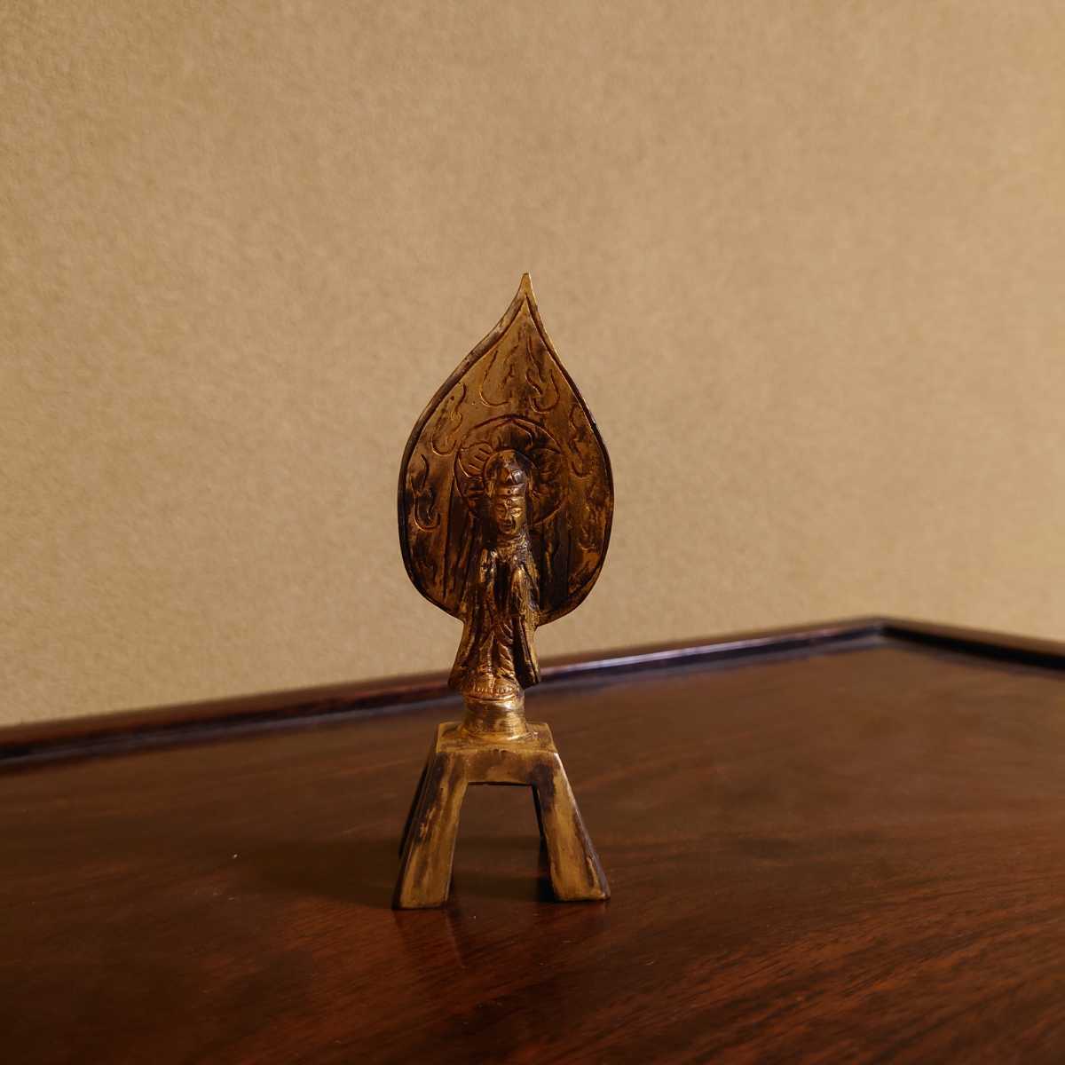 気質アップ気質アップ中国美術 古銅 仏教美術 仏像 高12cm 旧家蔵出