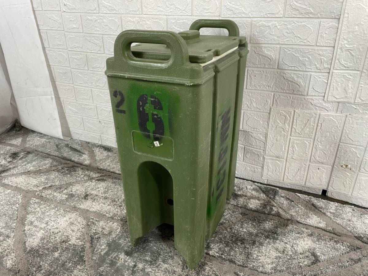 2023安い】 Cambro/キャンブロ ドリンクディスペンサー ライザー