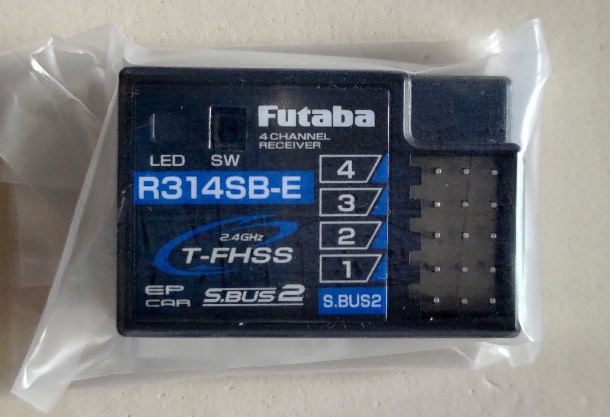 未使用 フタバ R314SB-E 受信機 アンテナ内蔵型 Futaba 双葉sT3