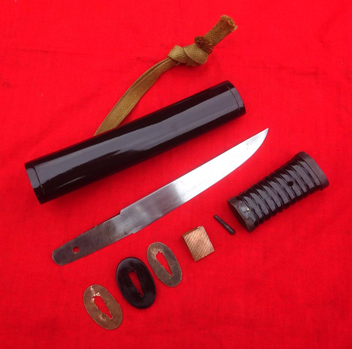 黒塗りの短刀(無銘、登録証不要の品 日本刀太刀脇差短刀匕首 黒塗りの短刀(無銘、登録証不要の品 日本刀太刀脇差短刀匕首