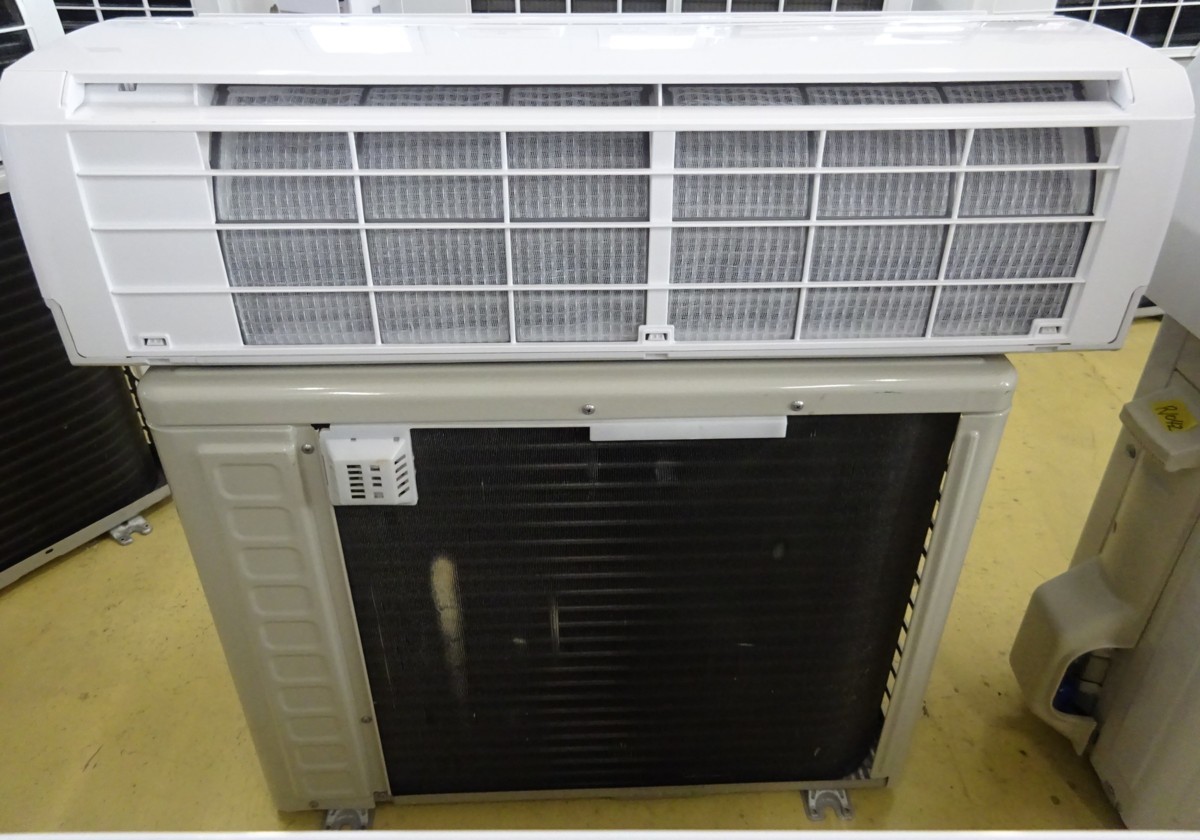 驚きの価格が実現! R959 ルームエアコン HITACHI 日立 2.5k 100V RAS