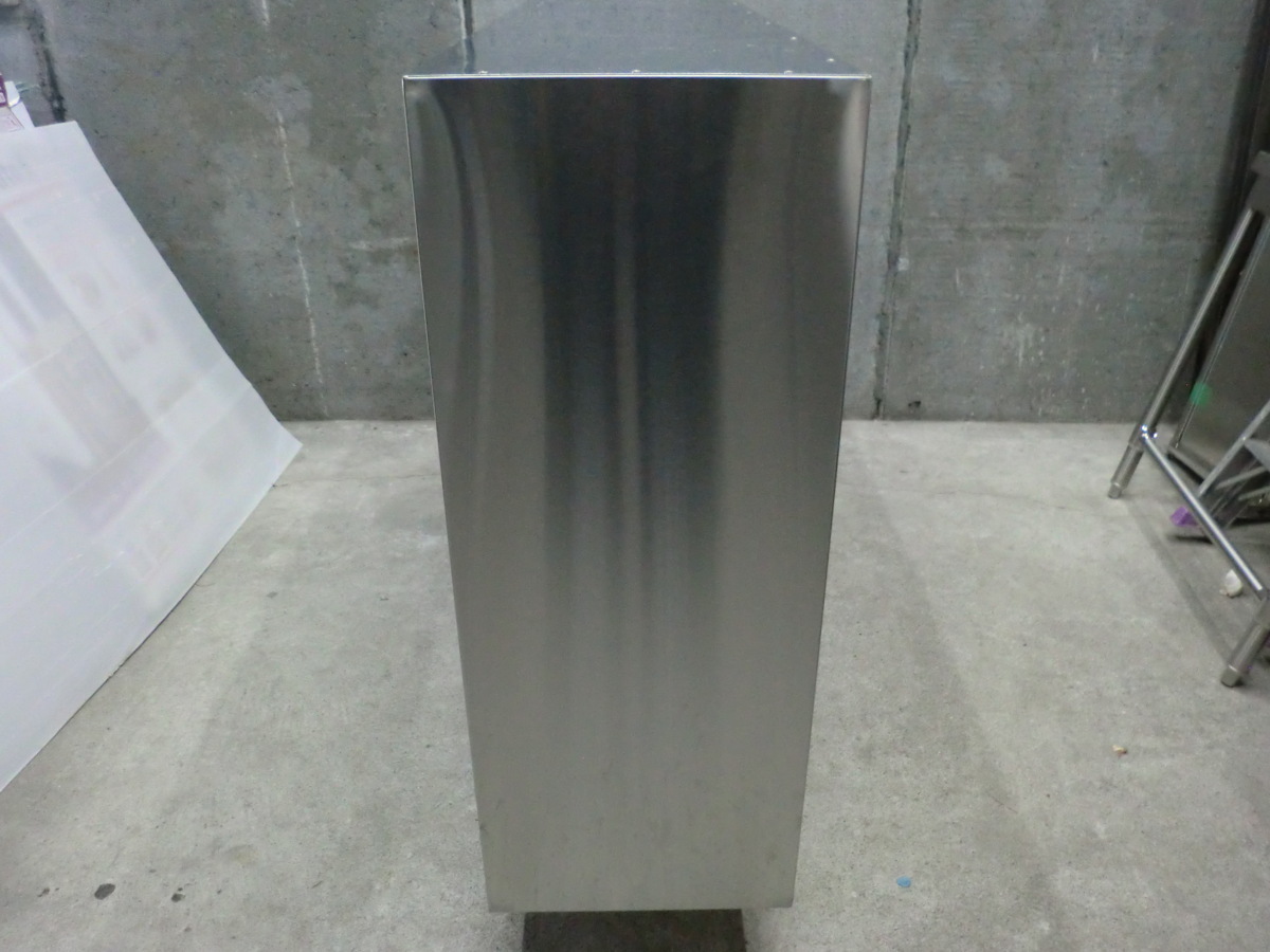 A2228 タニコー 吊戸棚 ガラス扉 W1500×D350×H900 戸棚 棚 業務用 中古 厨房 ラーメン屋 カフェ 居酒屋 宇都宮 栃木_画像5