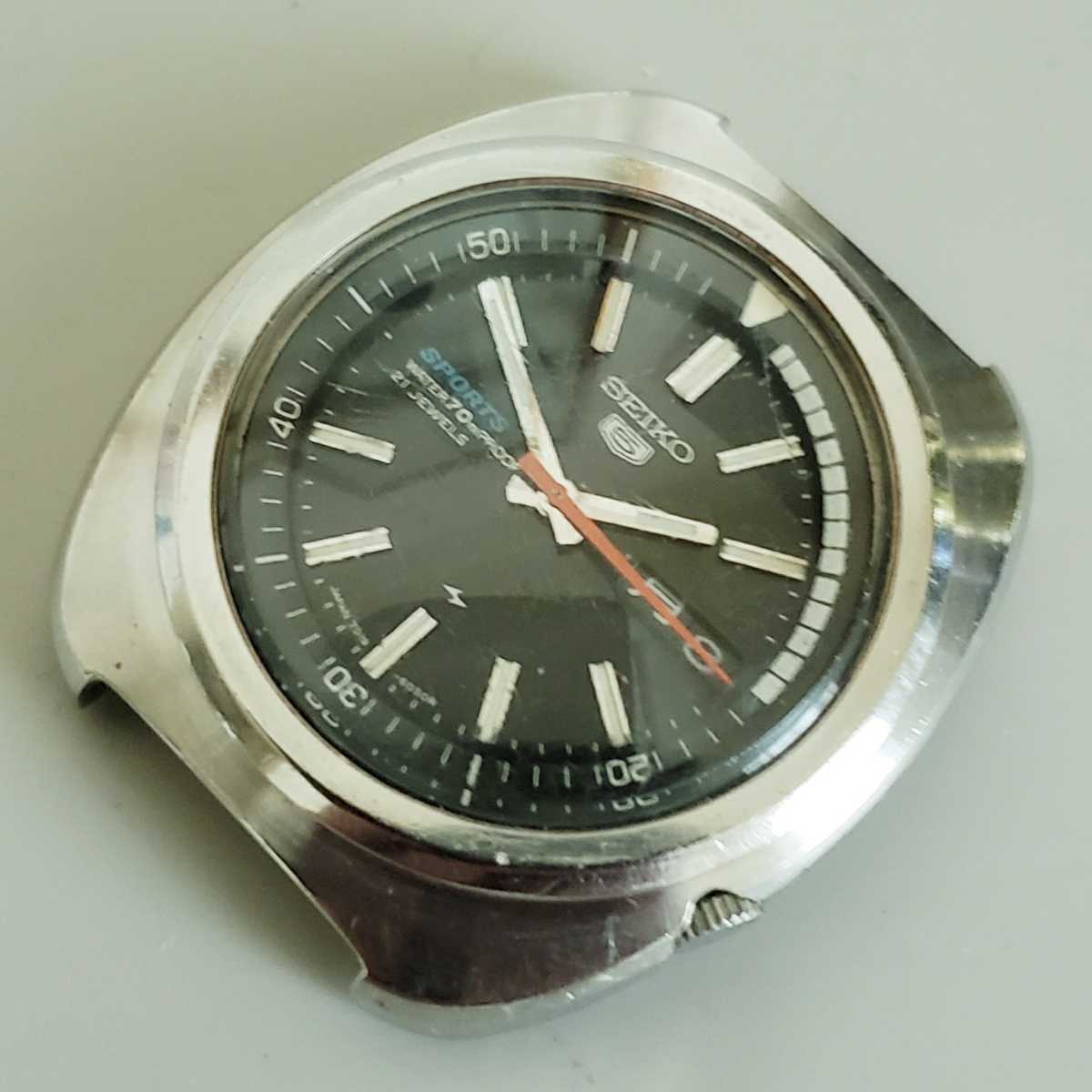 稼働品 SEIKO 5 SEIKO SPORTS 5 7019-6030 セイコー スポーツ 腕時計 自動巻 アンティーク 3針 現状品 希少 ケースのみ_画像2