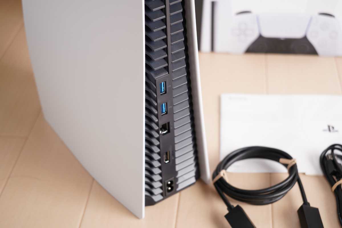 【新品 未使用品】SONY ソニー プレイステーション5 CFI-1100A01 通常版 ディスクドライブ搭載 PS5 本体 プレステ5 _画像3