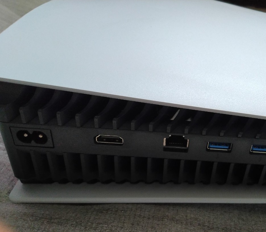 PS5 CFI-1000A01ディスクドライブ搭載　プレイステーション5