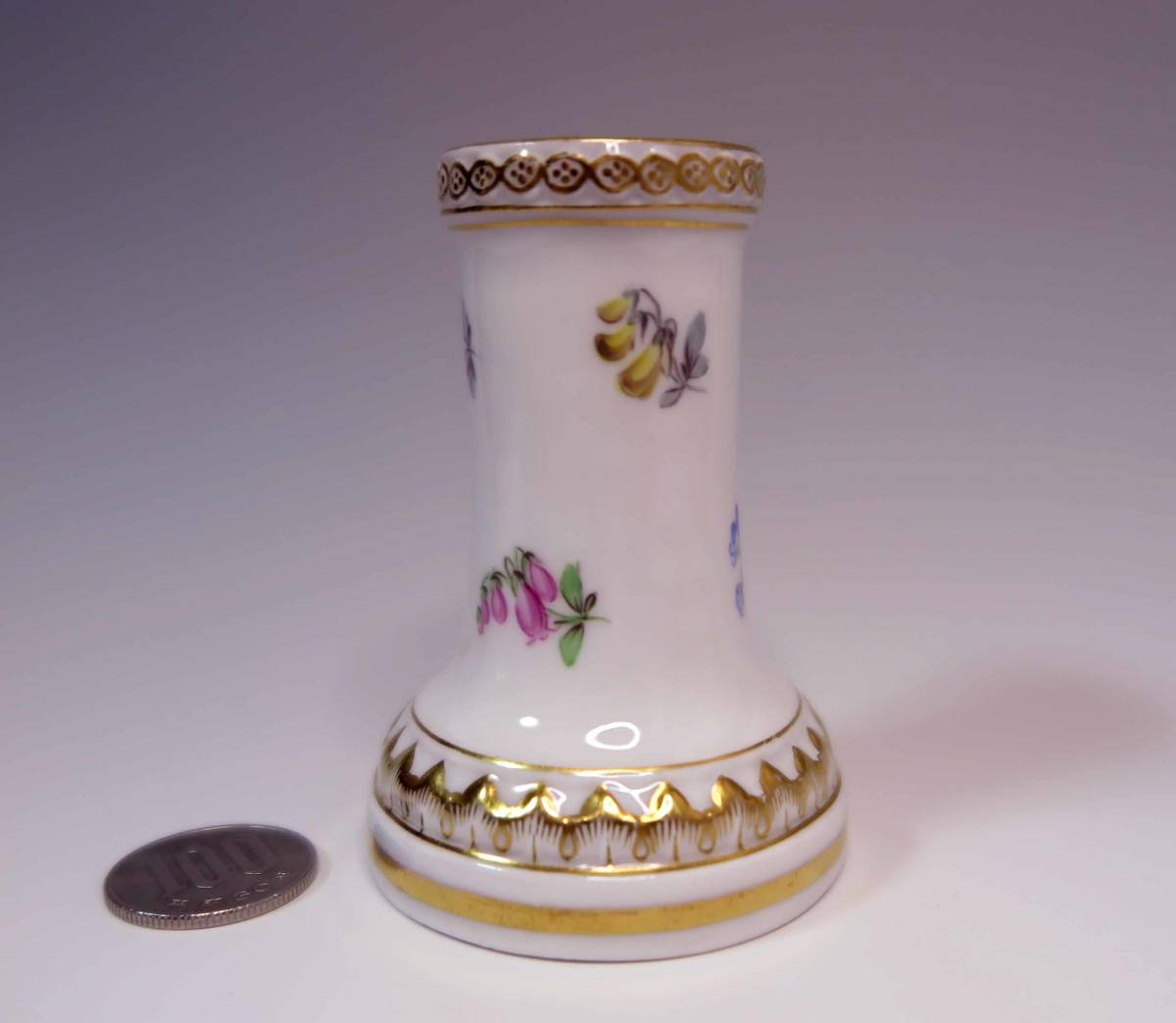 マイセン 　　Mini 豪華　 ・ 　花絵付け ・ 　花　瓶　１級品。