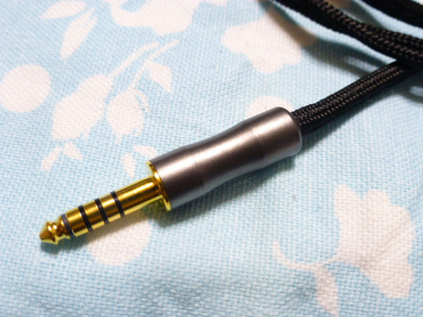 T1 2nd MDR-Z7 BELDEN 1804a 四芯 120cm 4.4mm5極 黒布スリーブ T1 2nd MDR-Z7 BELDEN 1804a 四芯 120cm 4.4mm5極 黒布スリーブ