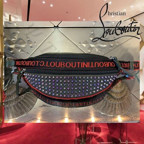 ★ 未使用正規品保管良好 ChristianLouboutinParisnycMultiSpikesBOSCO ★ルブタン/パリス/マルチスパイク/ボスコ/クロスボディバッグ_画像2