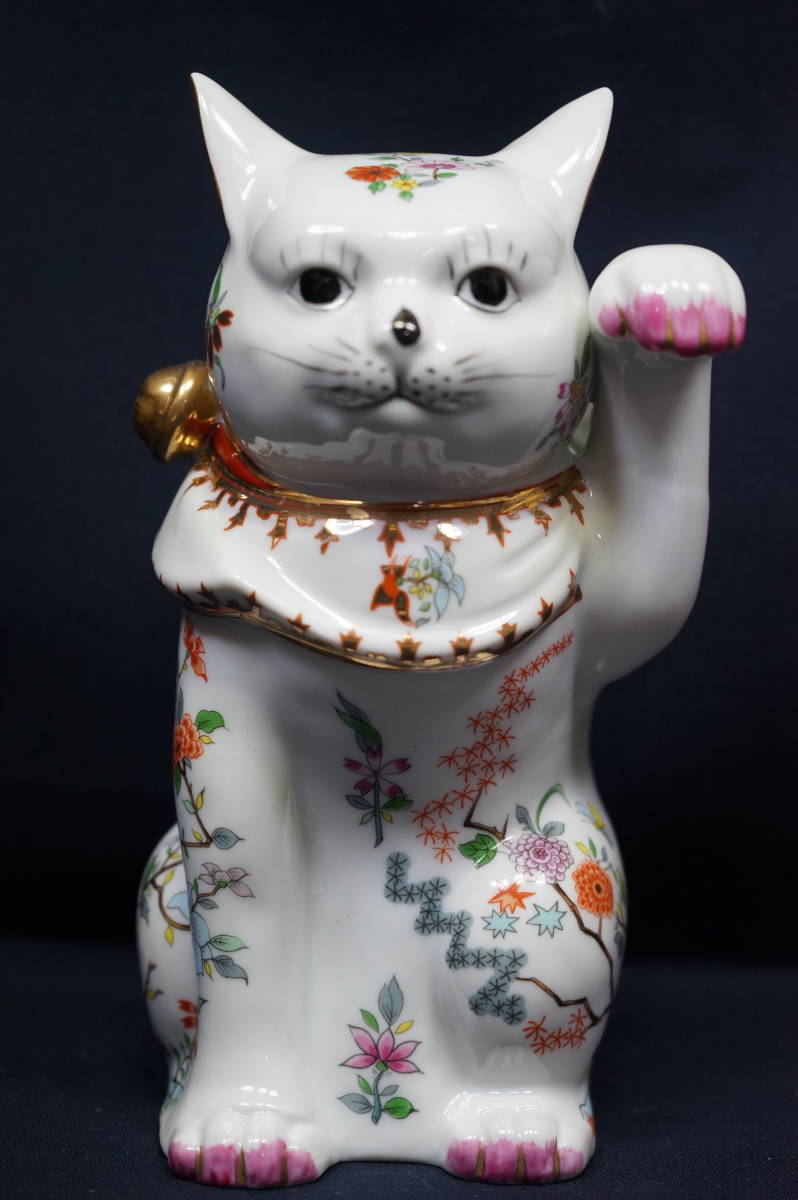 □陶器□招き猫□ねこ□置物□19㎝□模様入りネコ□ゴールド□検索 □陶器□招き猫□ねこ□置物□19㎝□模様入りネコ□ゴールド□検索