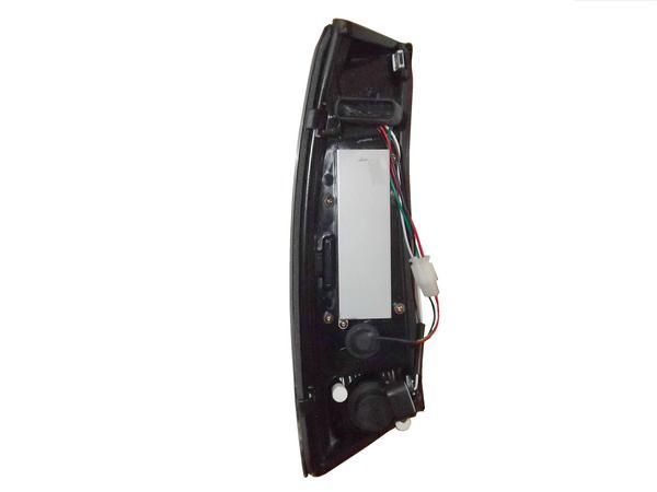 2022年最新春物 キャデラック エスカレード LEDクリアコンビ