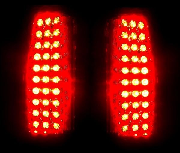  Cadillac Escalade all smoked rear LED combination tail lamp 02y-06y side reflector attaching left right set backing lamp including carriage 