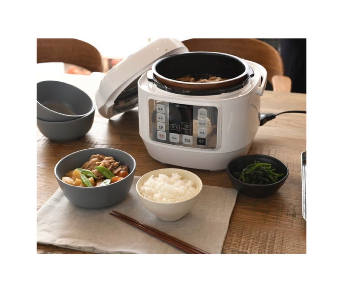 【新品】 山善　電気圧力鍋 PRESSURE COOKER プレッシャークッカー　2.5L YPCA-M250（W） ホワイト