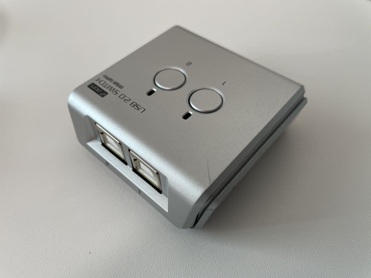 サンワサプライ USB2.0手動切替器(2回路) SW-US22N