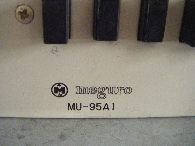 2A【棚3011013】目黒電波測器 AM-FM信号発生器 MCS-9500_画像2