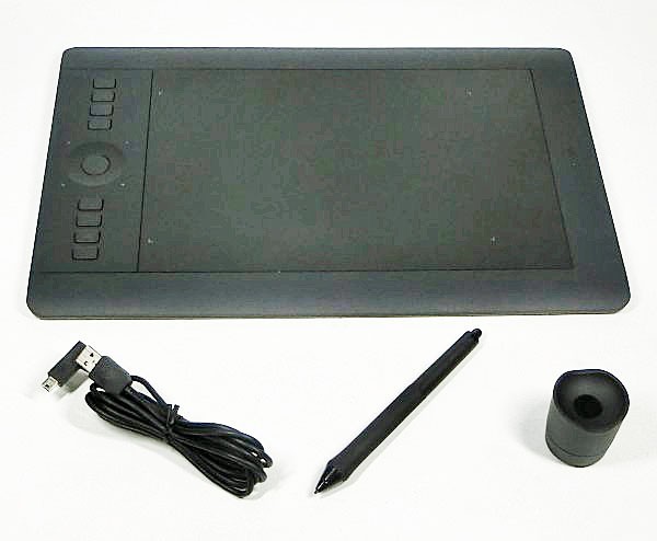 WACOM ペンタブレット Intuos Pro Mサイズ PTH-651 PTH-651/K