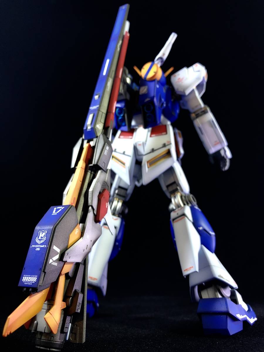◇◇【塗装済み/完成品】 EG 1/144 RX-93ff νガンダム SIDE-F 立像