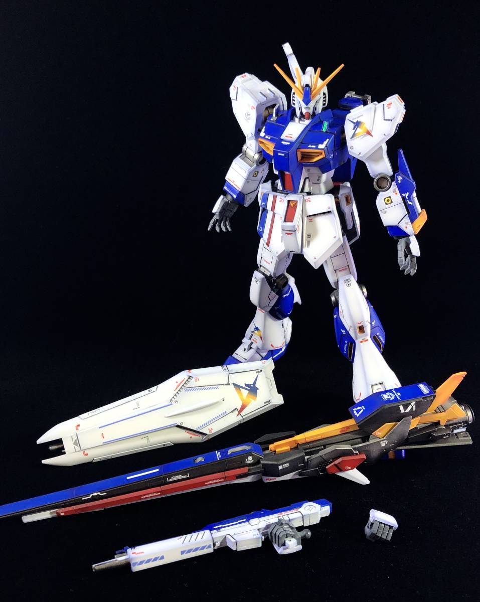 ◇◇【塗装済み/完成品】 EG 1/144 RX-93ff νガンダム SIDE-F 立像