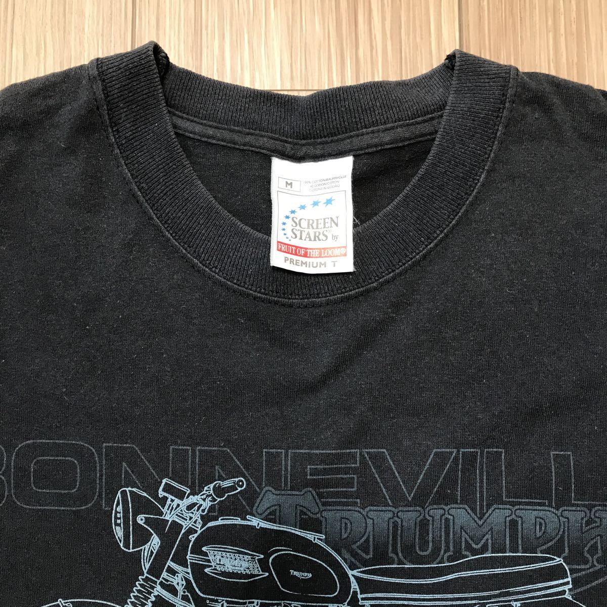 Triumph Bonneville トライアンフ ボンネビル Tシャツ Mサイズ 古着 グッズ コレクション 色褪せ、使用感あり_画像3