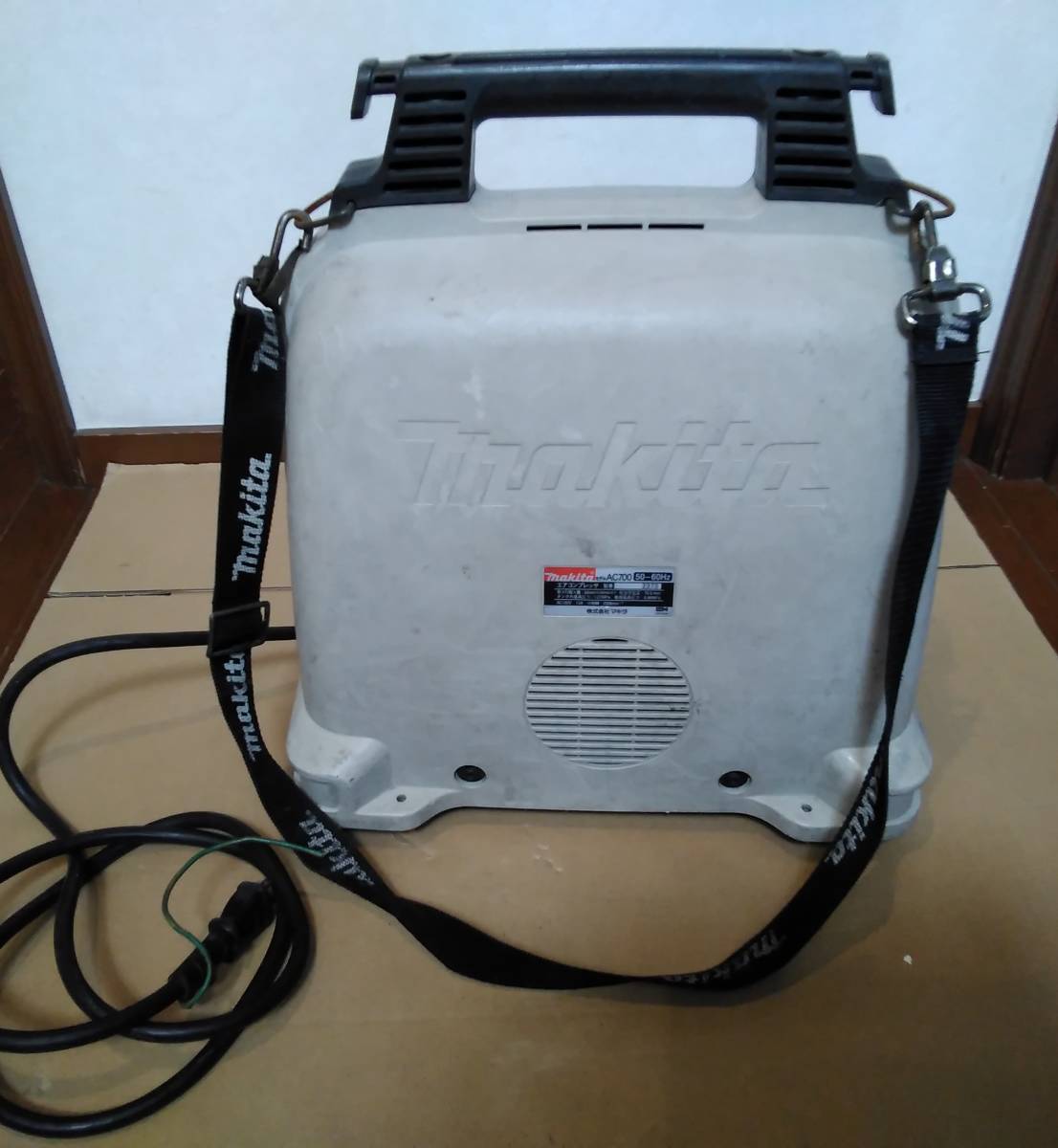 ☆マキタ エアコンプレッサー AC700 ジャンク品☆ bpbd.kendalkab.go.id