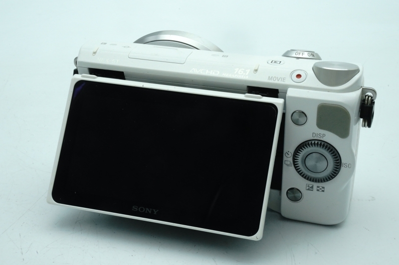 ☆極美品!☆SONYソニー NEX-5T☆ショット数少な目♪☆絶好調!139589