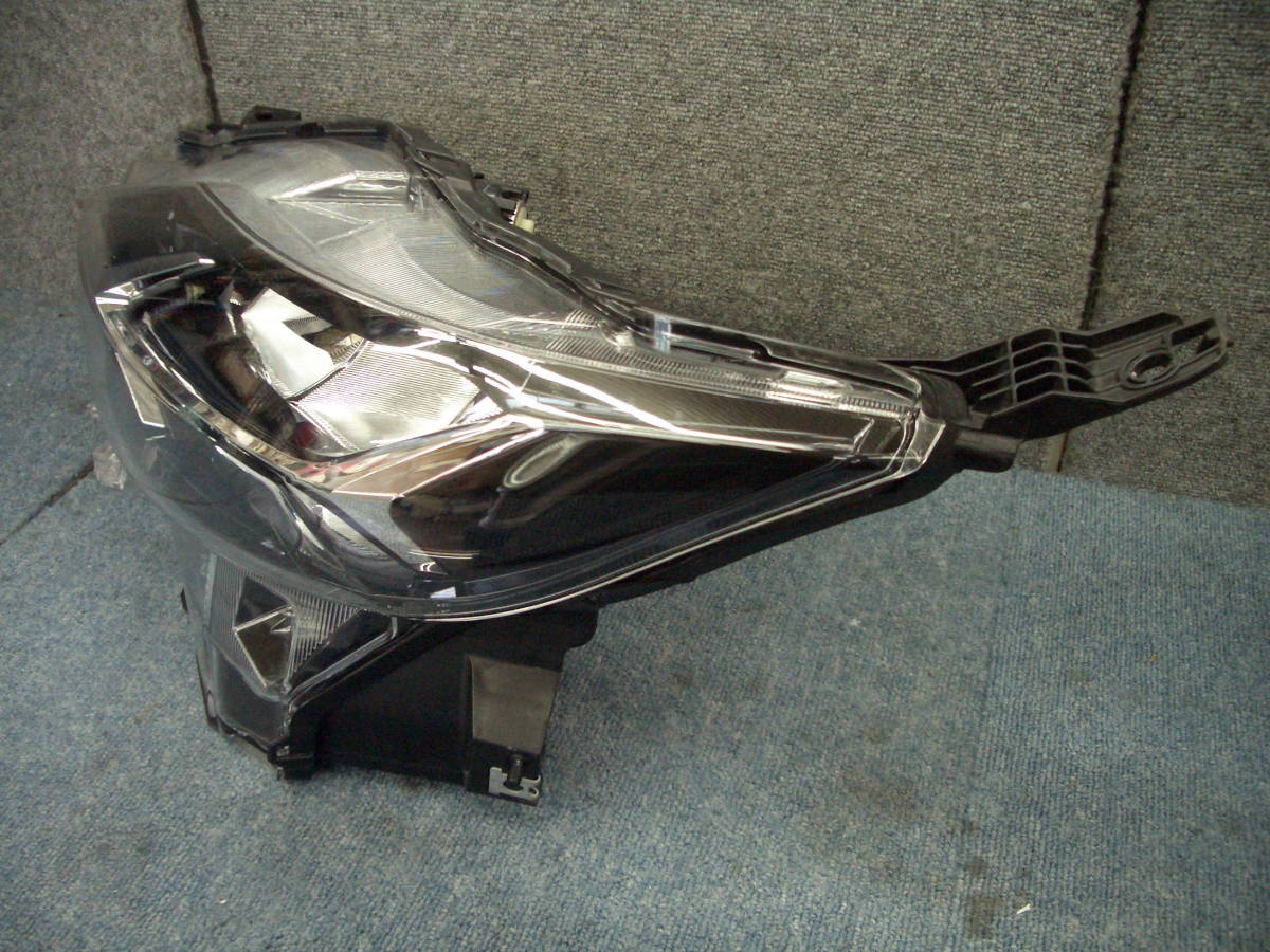 □□2205-N19 美品!日産純正 B44W デイズ ハイウェイスター LED