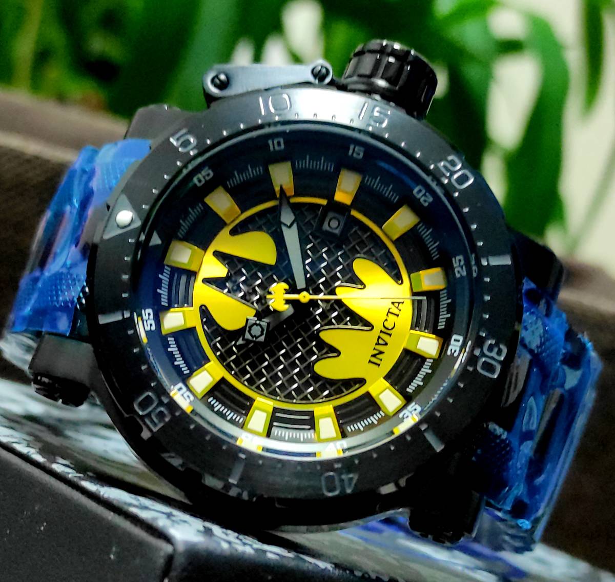 サイズ変更オプション $1795 インビクタ 高級腕時計 バットマン 全身