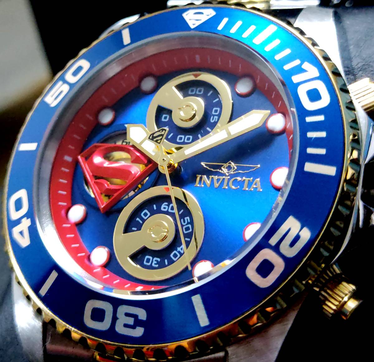 新品】$995 INVICTA インビクタ 高級腕時計 DC SUPER MAN スーパーマン