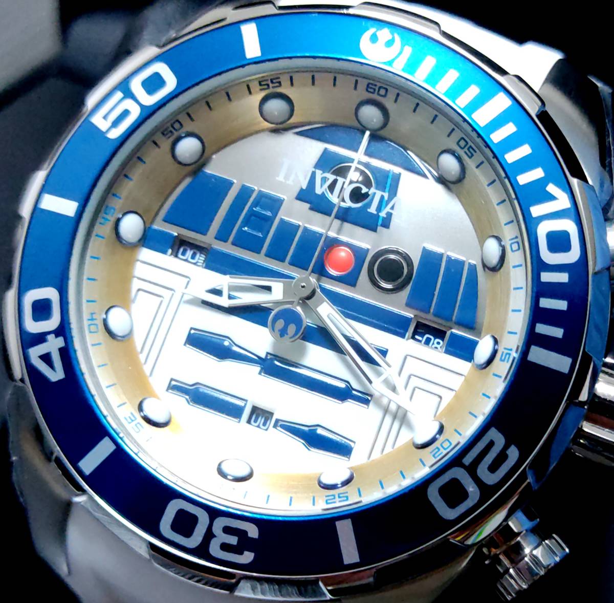 【新品】$795 INVICTA インビクタ 高級腕時計 コレクターズ STAR WARS スターウォーズ R2-D2 激レア 世界限定 1977個 デットストック!_画像1