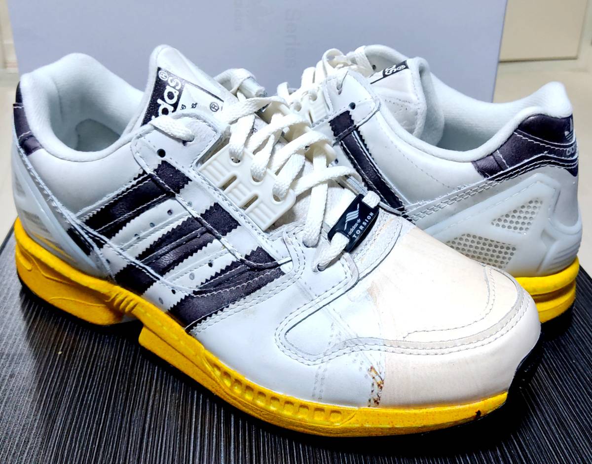 国産在庫あ 新品◇adidas アディダス ZX8000 28cm ベージュ オレンジ