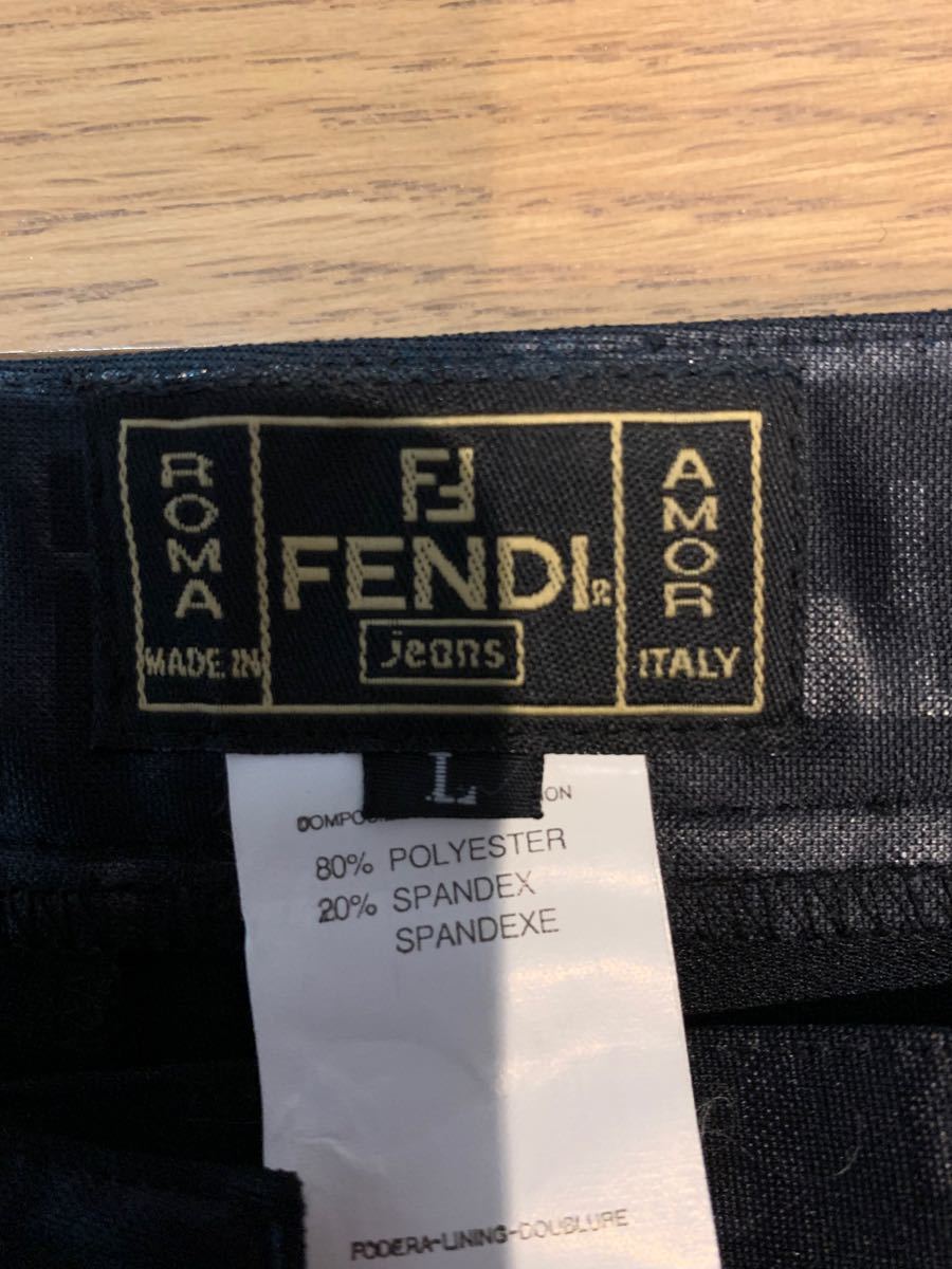 FENDI ズッカ柄 黒パンツ L 美品 - レディースファッション