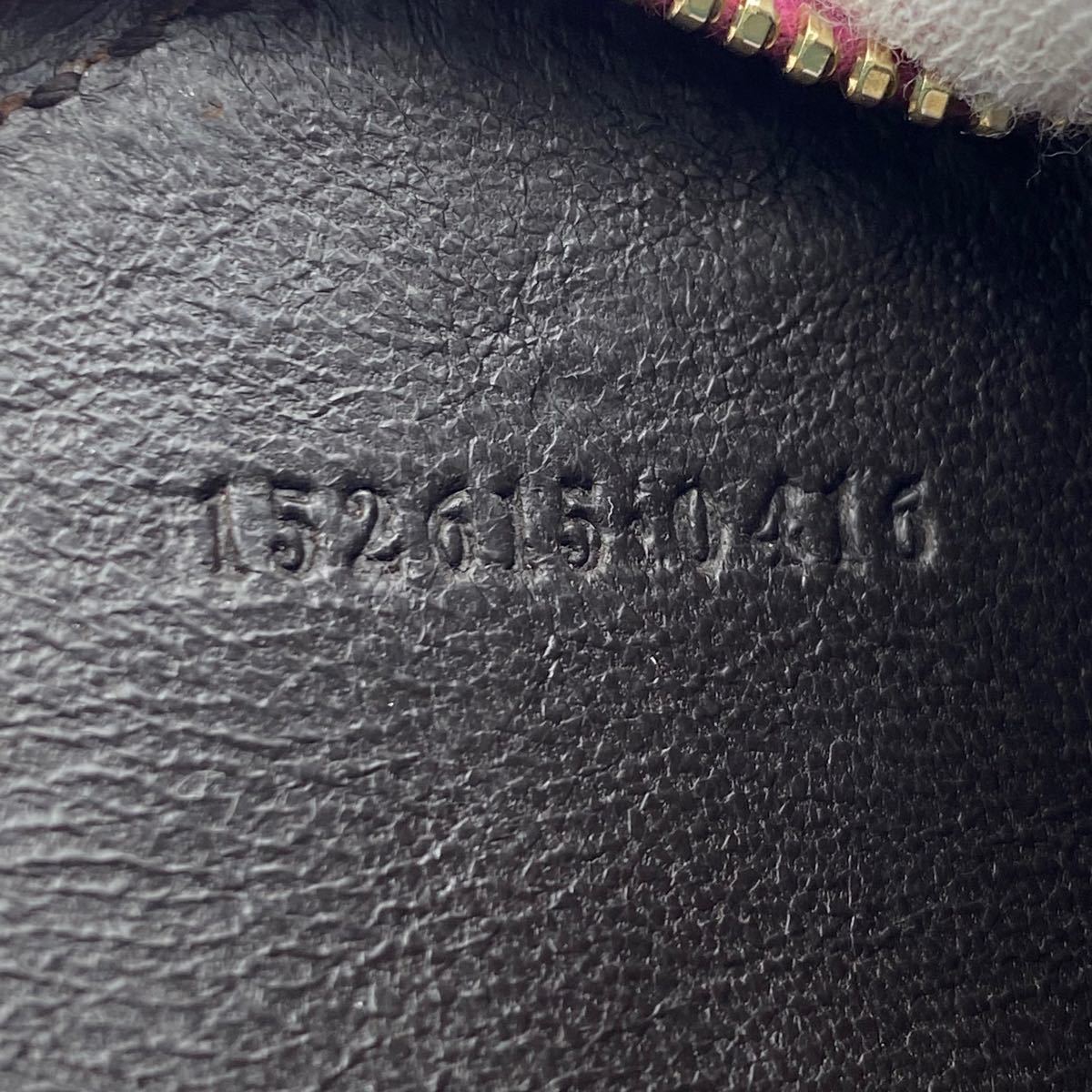 グッチ GUCCI シマ ハート型 コインケース 小銭入れ パープル グッチ GUCCI シマ ハート型 コインケース 小銭入れ パープル
