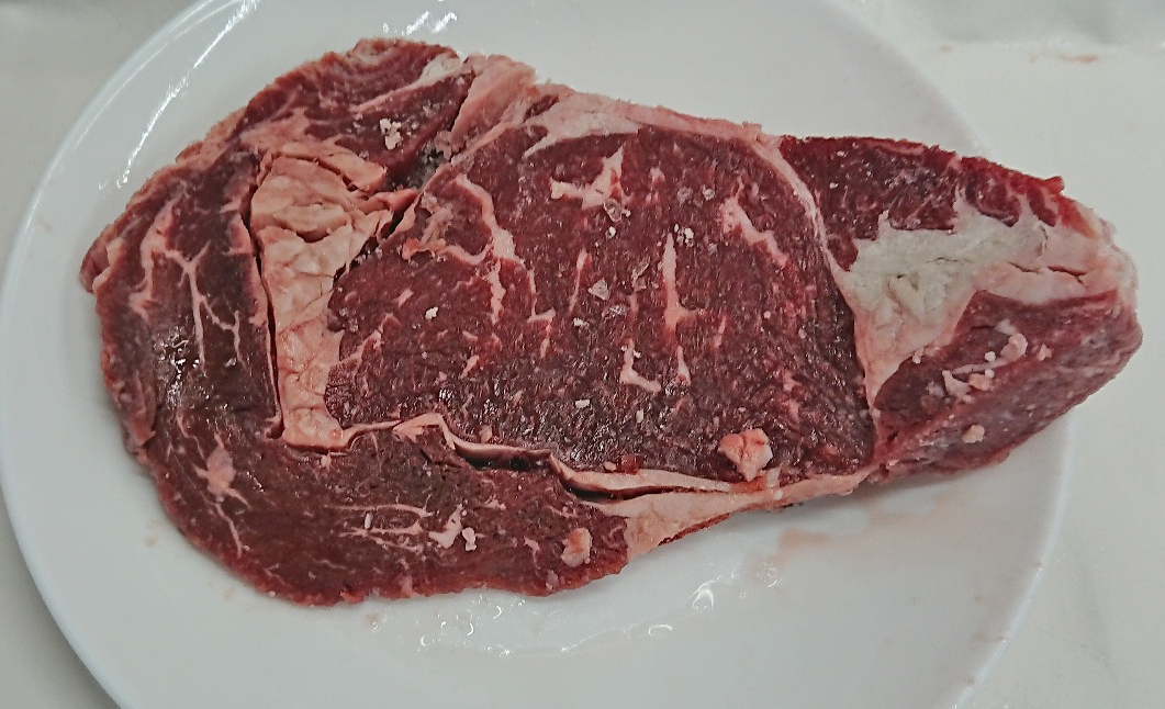 訳あり不揃い アメリカ産牛肉リブロースステーキ冷凍 450g入(3～4枚入)_画像3