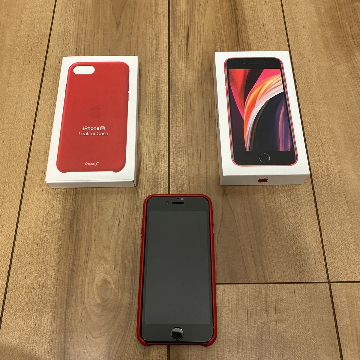 SIMフリー iPhone SE 2 Red 64GB_画像1