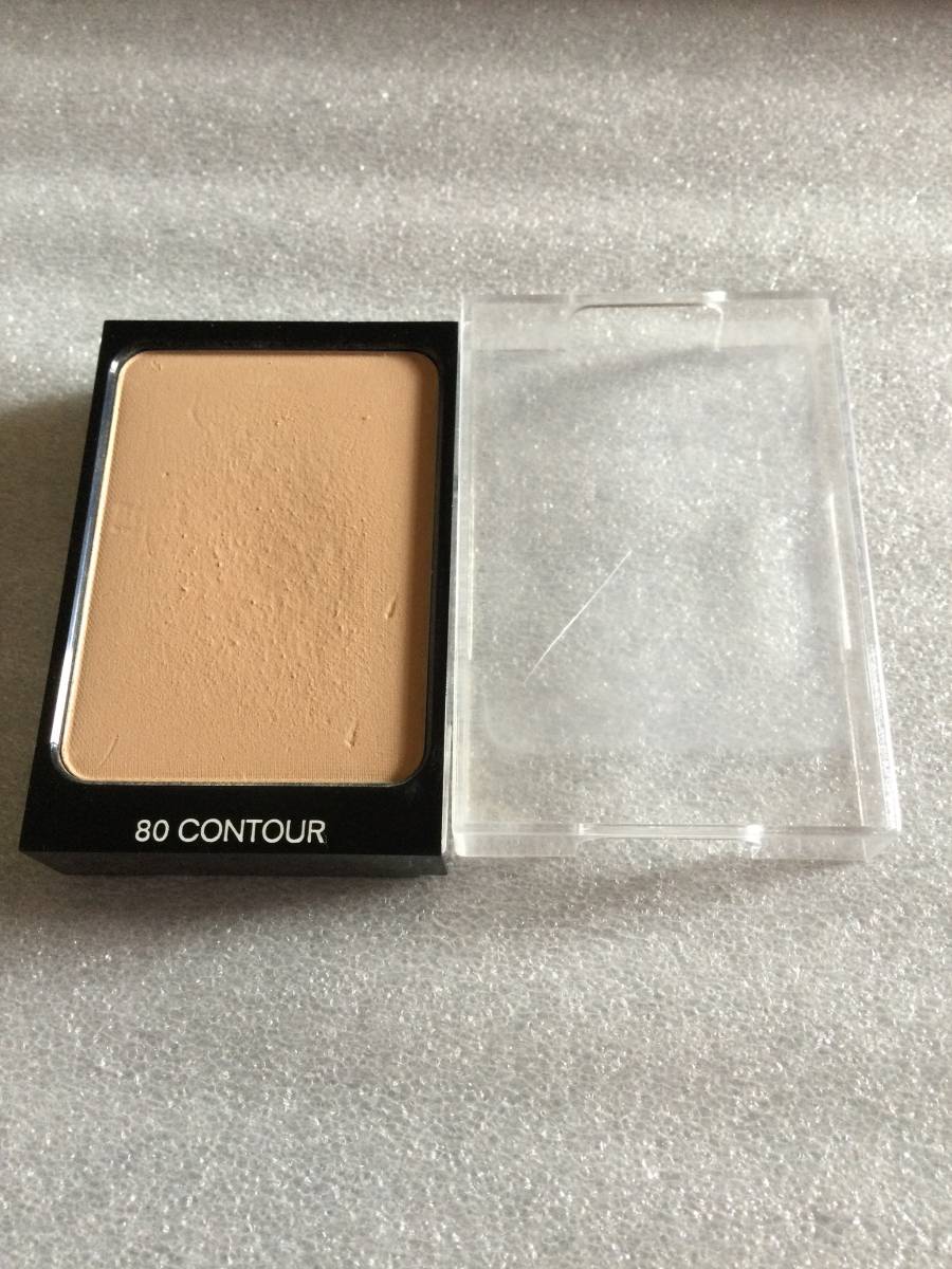 80 Chanel mat lumiere compact 