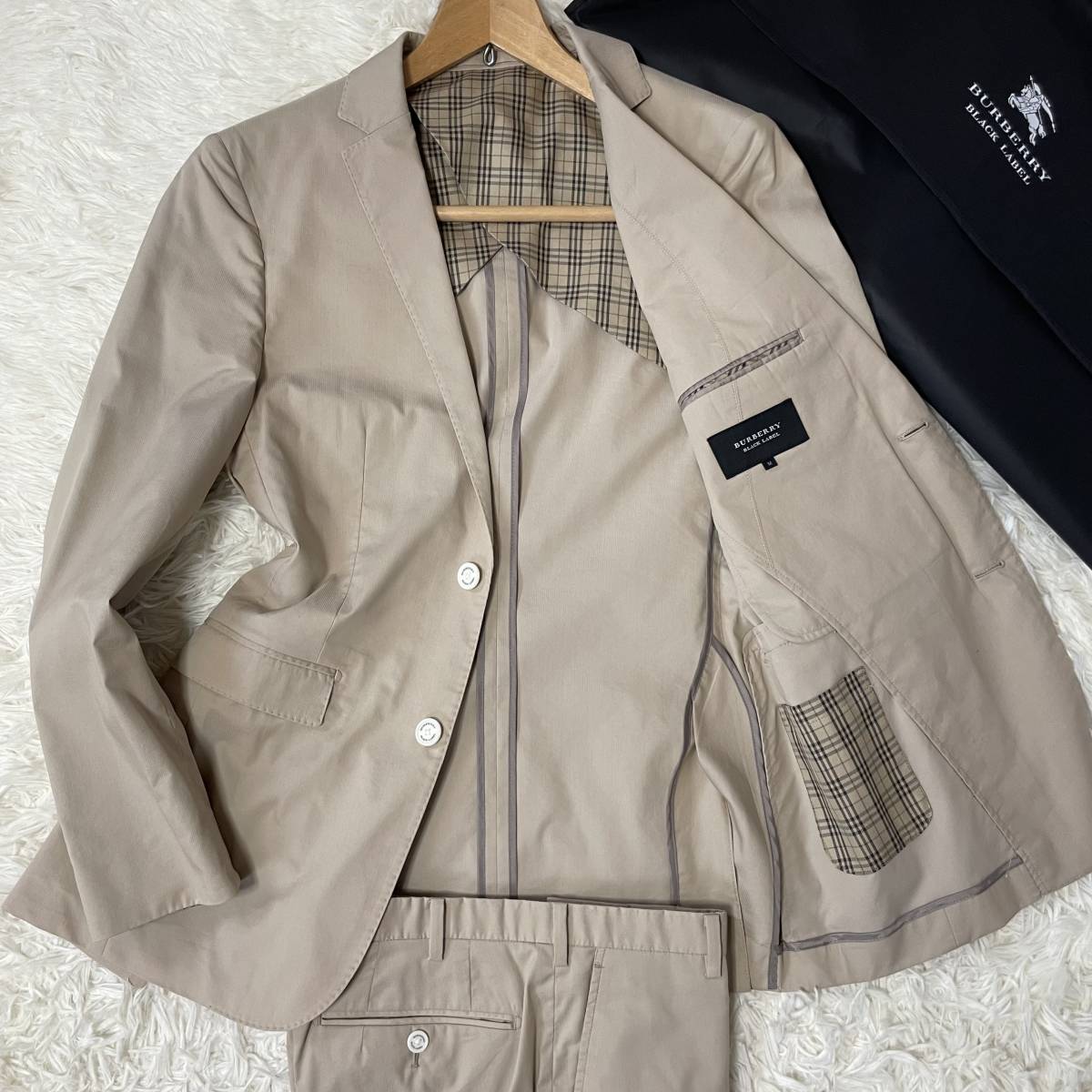 っかりした 美品 BURBERRY バーバリー ベージュ スーツ ジャケット