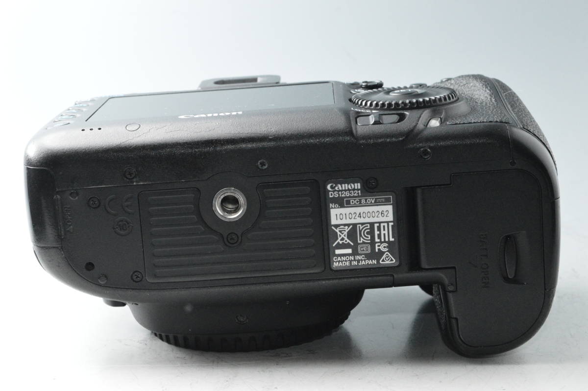 7587 【美品】 Canon キヤノン EOS 5D Mark III ボディ 7587 【美品】 Canon キヤノン EOS 5D Mark III ボディ