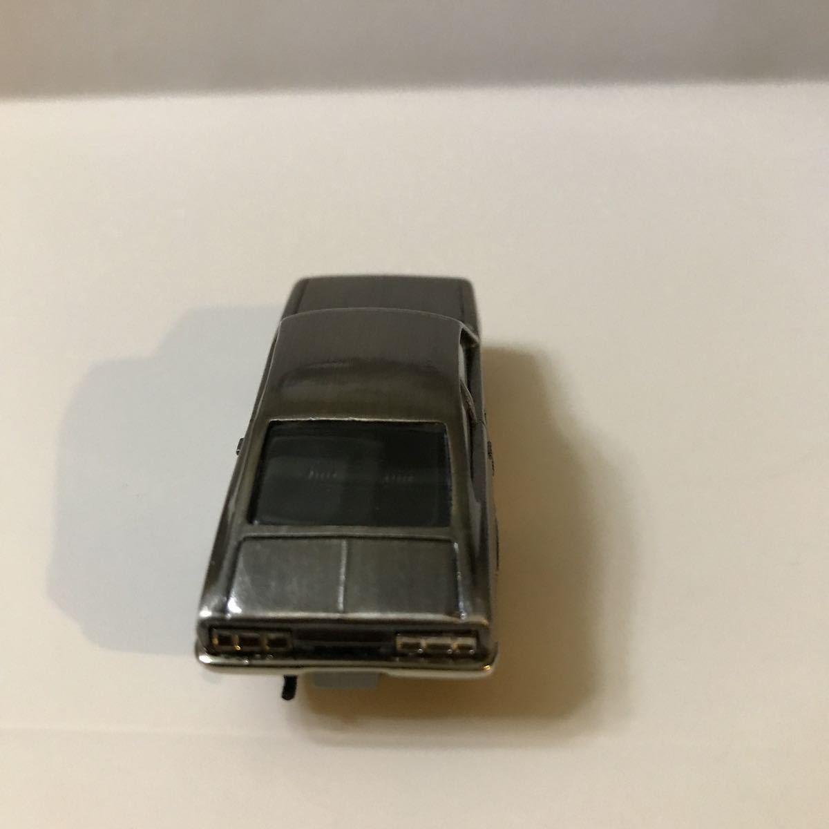  including carriage : Nissan Sunny coupe 1200GX-5... silver 1/64 Konami out of print famous car collection D.C. VERSION vol.1 Dragon Cube minicar box equipped 