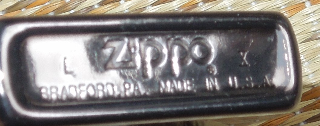 ライター zippo 　未使用未着火　 solid brass① 1932-1982_画像4