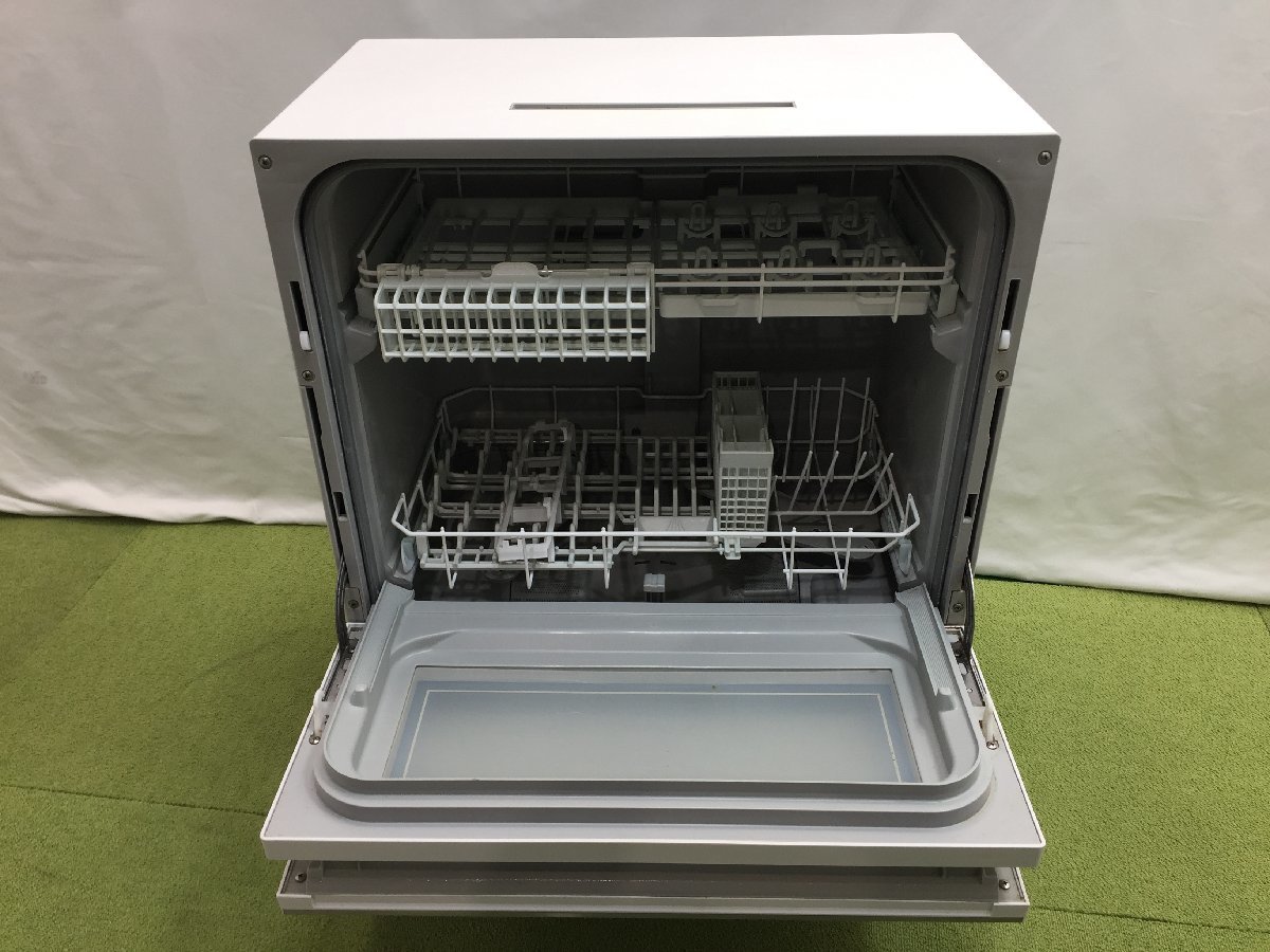 おすすめ美品 Panasonic パナソニック 電気食器洗い乾燥機 NP-TZ200-W 据え置き・卓上 前開き式（上下2枚）5人分 2019年製 d5050su 食器洗い乾燥機