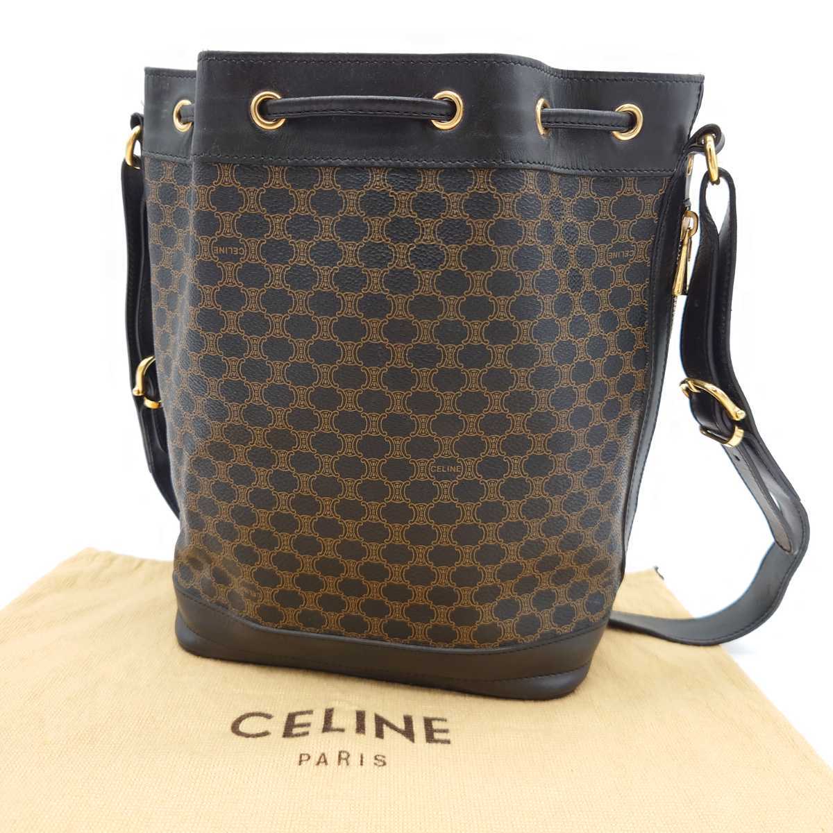 1円 【極美品・最高級】 CELINE セリーヌ ブラック マカダム トリオンフマーク ロゴマーク PVC レザー 巾着 ショルダーバッグ 男女兼用_画像2