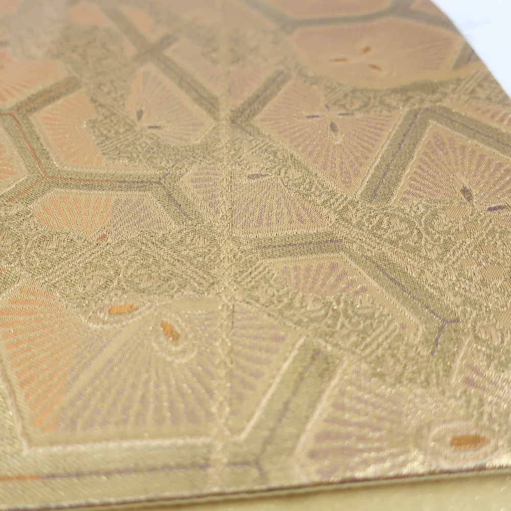 袋帯 亀甲に松 六通柄 正絹 金糸 金色 フォーマル 仕立て上がり 着物帯 長さ432cm 美品_画像8