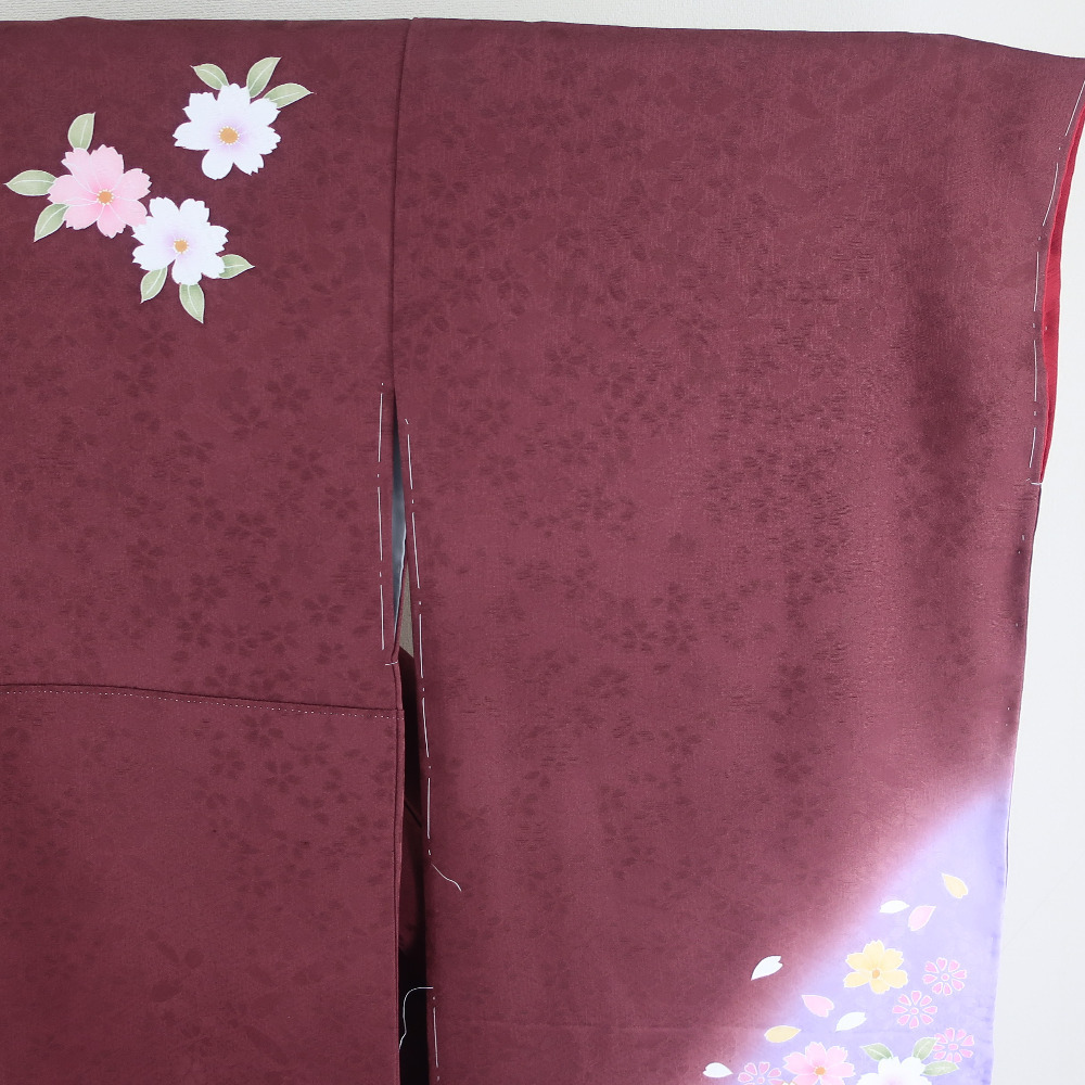 振袖 桜に雪輪文様 ぼかし 正絹 袷 広衿 紫茶色 成人式 卒業式 フォーマル 仕立て上がり 着物 身丈166cm 美品_画像6