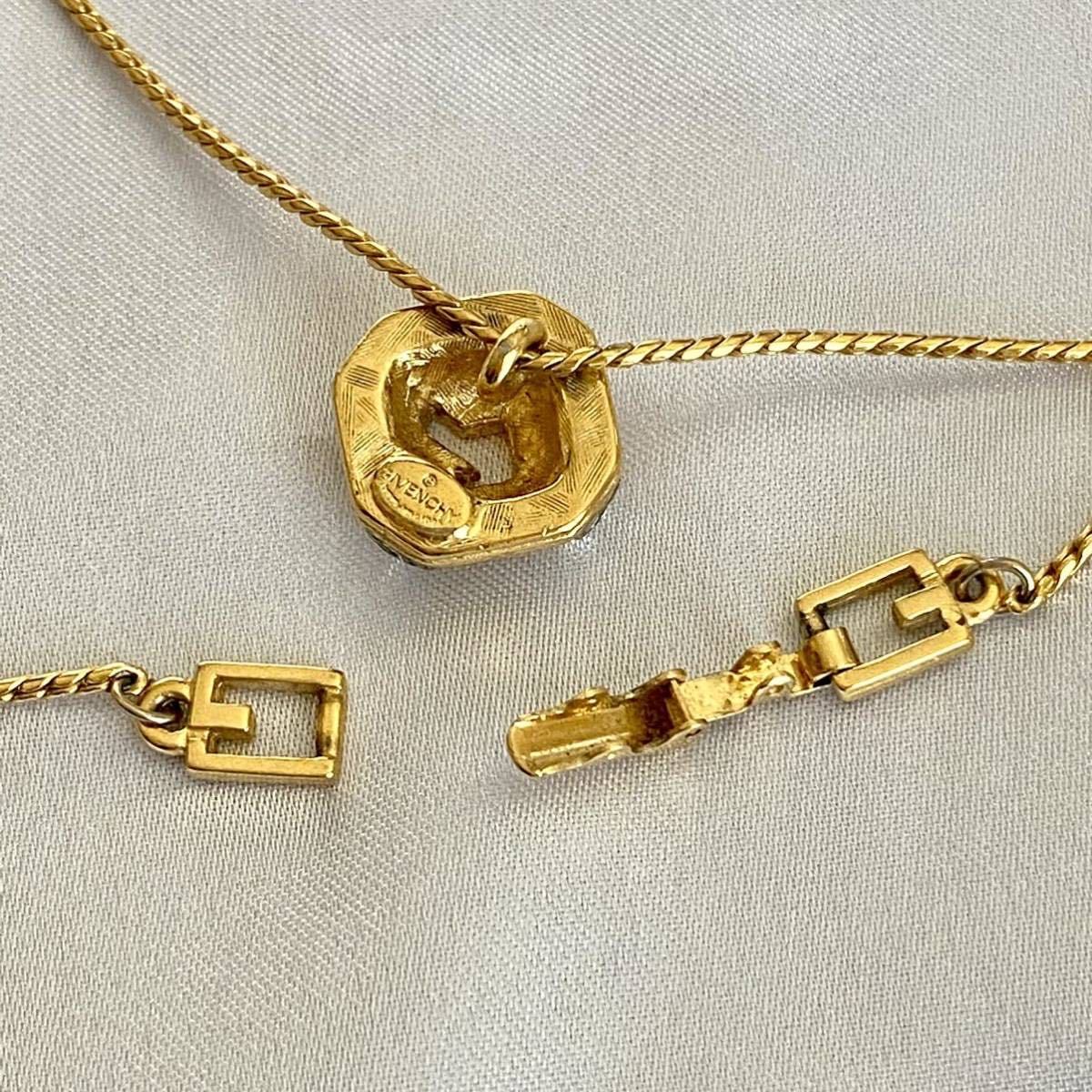 GIVENCHY ジバンシィ ネックレス ゴールドカラー ヴィンテージ GIVENCHY ジバンシィ ネックレス ゴールドカラー ヴィンテージ