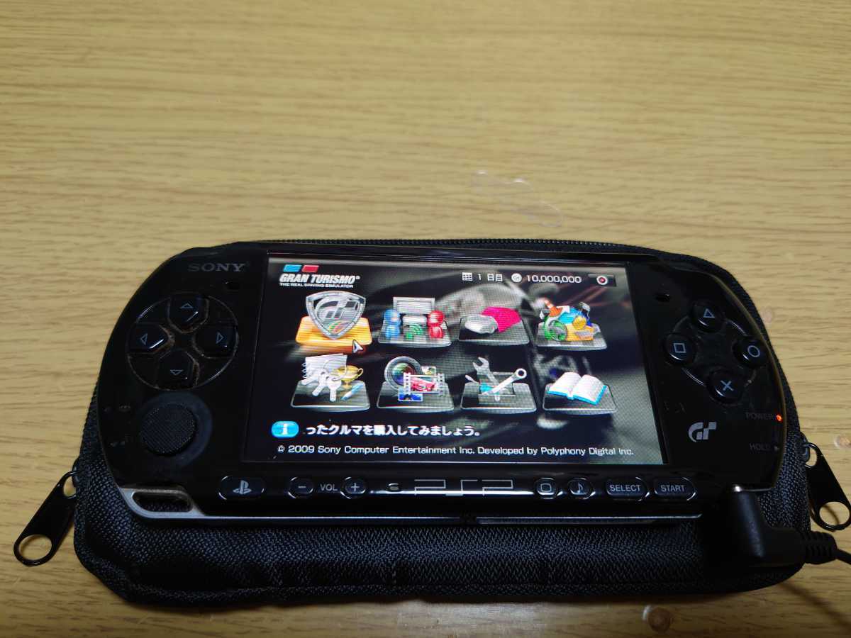 PSP 3000 グランツーリスモ モデル エディション　本体 バッテリー 充電器 メモリースティック 専用ポーチ_画像2