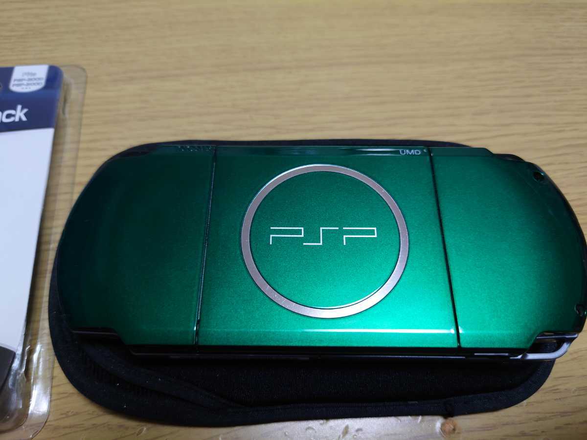 PSP 3000 グリーン 本体 バッテリー 充電器 メモリースティック 純正本体ケース パワフルプロ野球