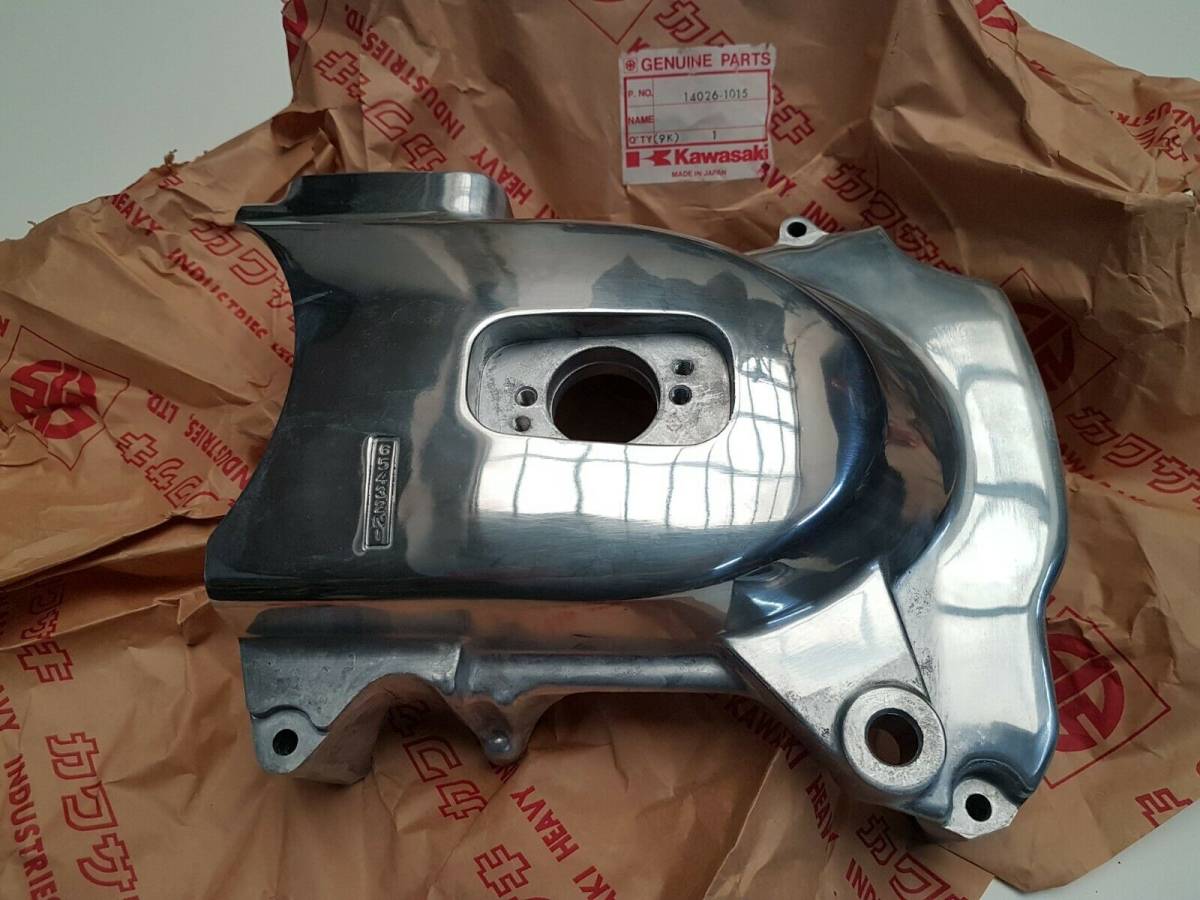 純正 Z400FX 初期 丸型スプロケカバー 未使用 (検) Z400FX Z550FX E1