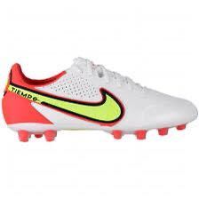NIKE レジェンド 9 エリート HG/27cm 足裏のスタッズがトラクションを