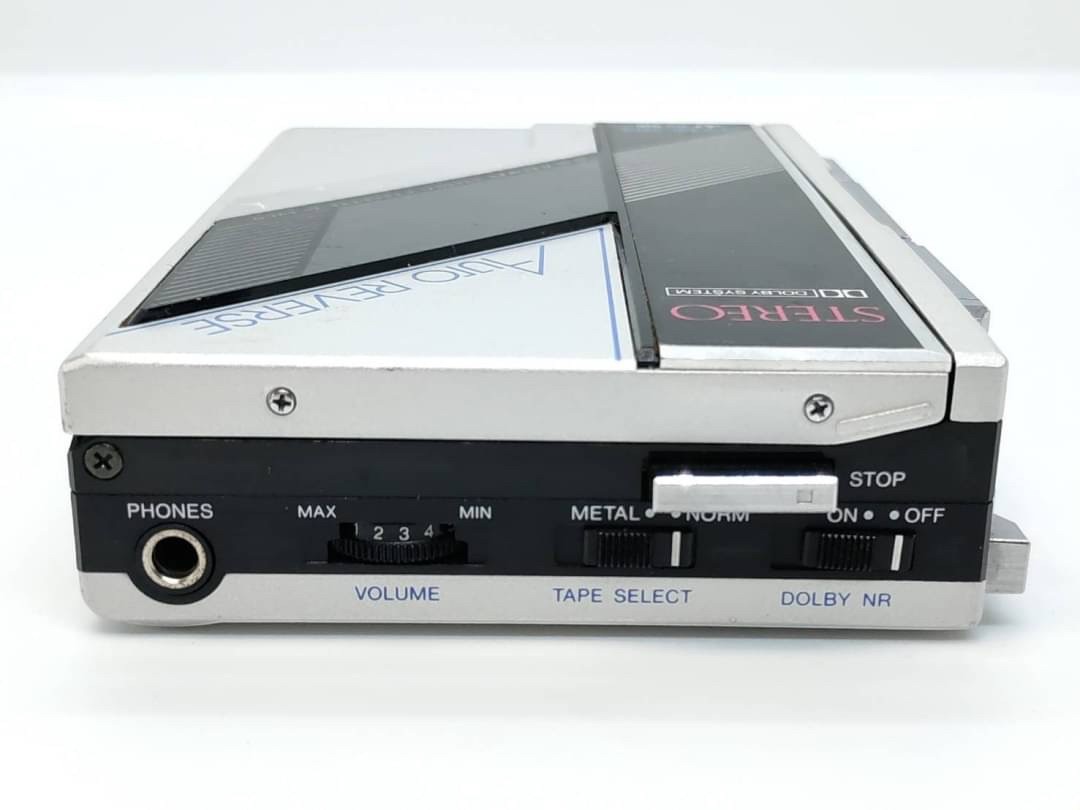 整備品・動作品】SANYO JJ-P2 ☆ ポータブルカセットプレーヤー 整備品・動作品】SANYO JJ-P2 ☆ ポータブルカセットプレーヤー