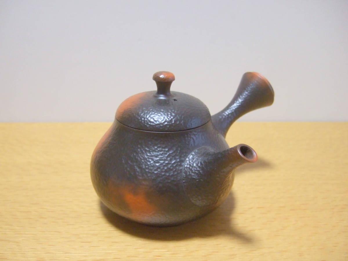 常滑焼名工 村田益規 造 急須 朱泥窯変たたき / 朱泥茶 常滑焼名工 村田益規 造 急須 朱泥窯変たたき / 朱泥茶