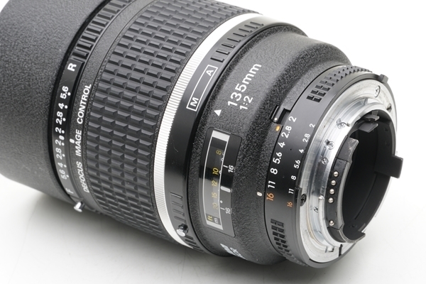 【フジヤカメラ】ジャンク品 Nikon AI AF DC-Nikkor 135mm F2 ニコン AF一眼レフ用 Fマウント 大口径 単焦点 中望遠レンズ_画像10